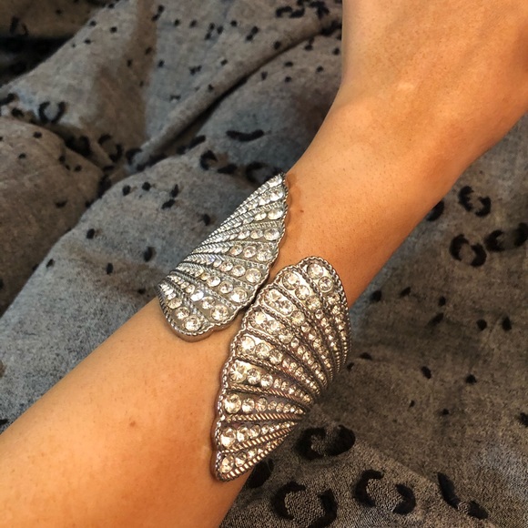 Bracelet - Picture 5 of 8